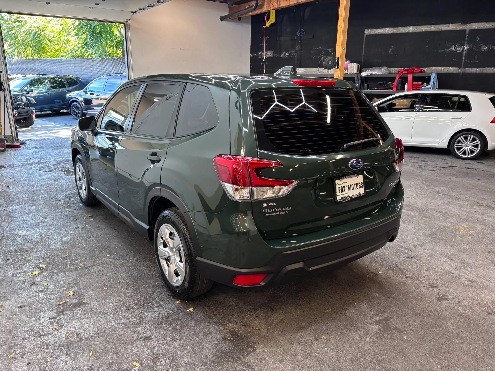 Used 2023 Subaru Forester AWD/4WD image 4