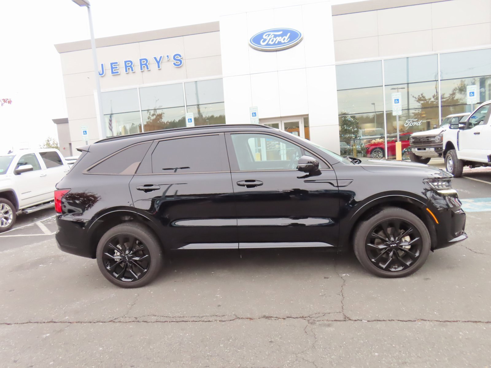 Used 2023 Kia Sorento SX image 4