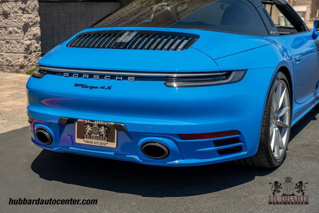 Used 2023 Porsche 911 AWD/4WD image 38