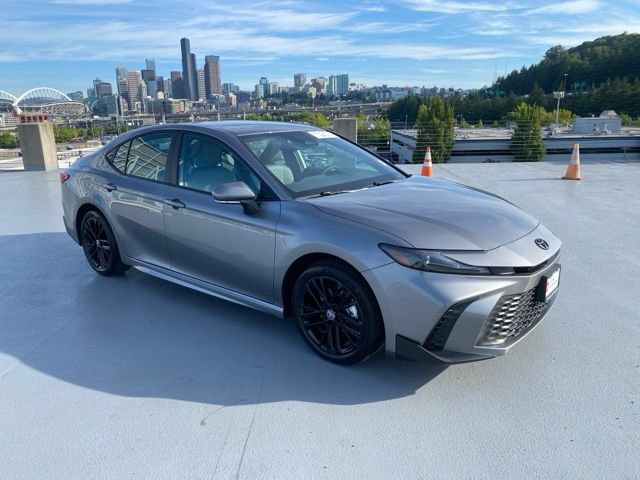 Used 2025 Toyota Camry SE AWD/4WD image 29