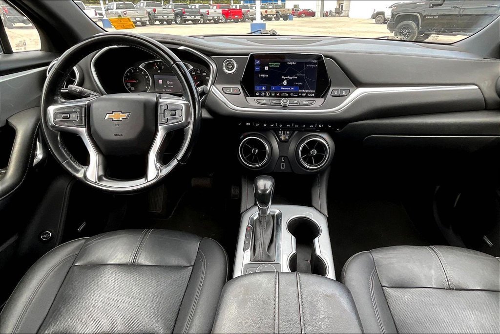 Used 2022 Chevrolet Blazer LT w/ Sound & Technology Package FWD image 5