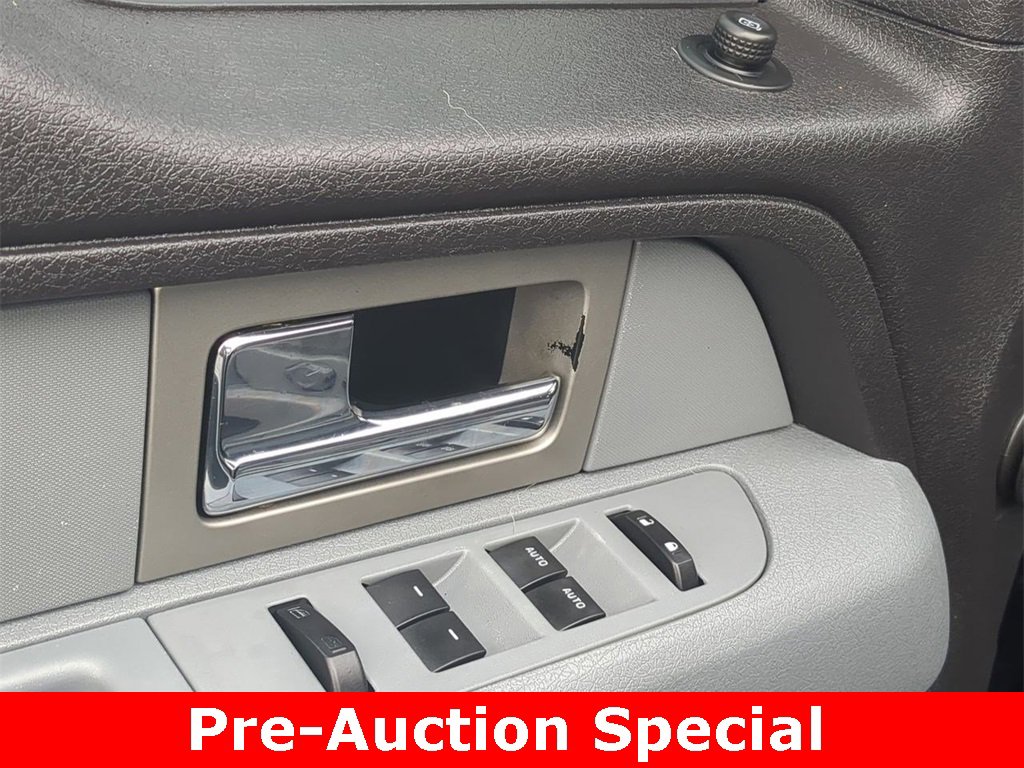 Used 2011 Ford F150 XLT w/ XLT Convenience Pkg image 10