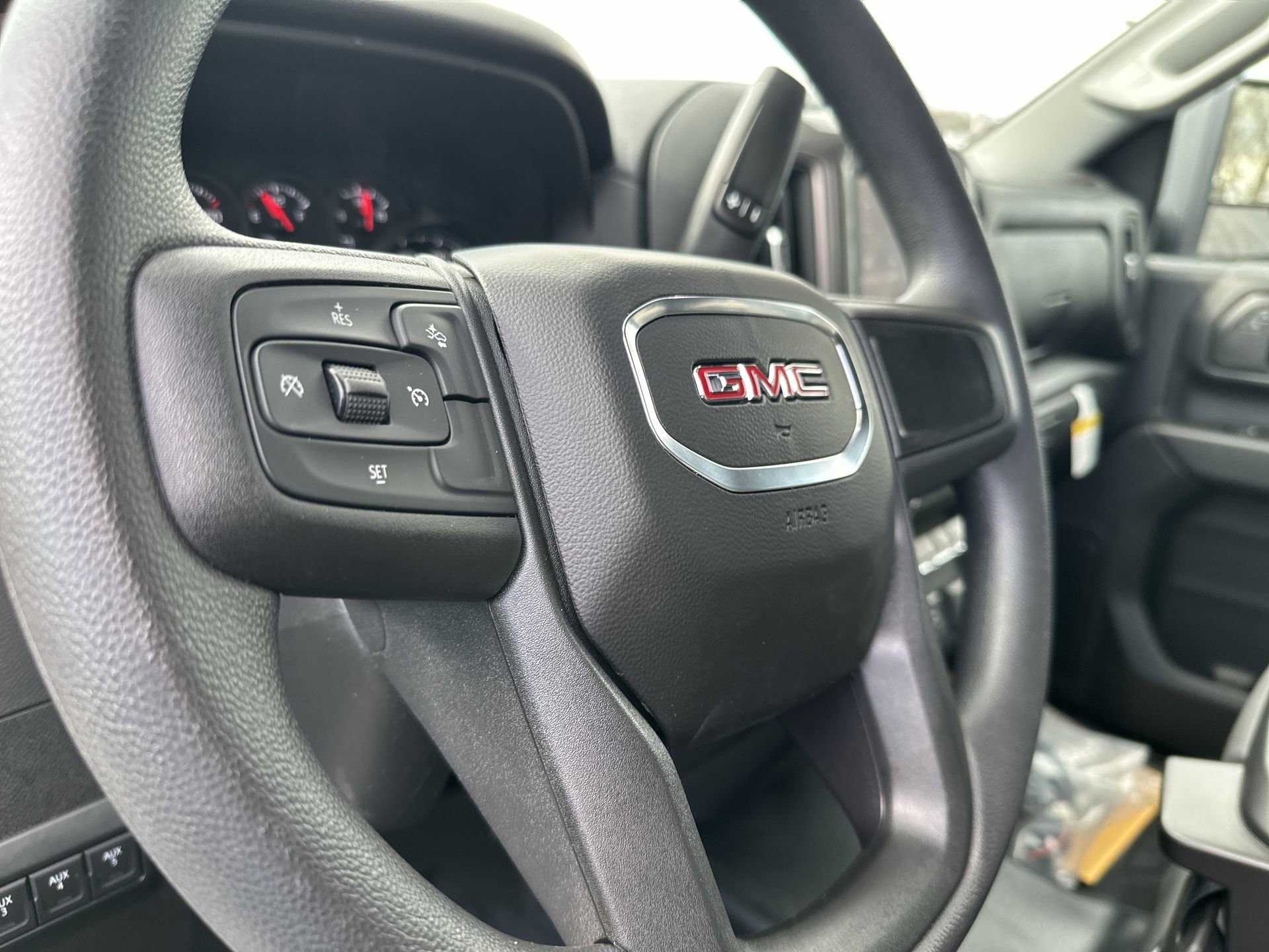 New 2026 GMC Sierra 2500 Pro w/ Convenience Package image 14