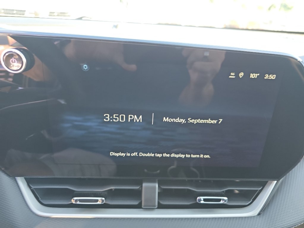 New 2027 Chevrolet Equinox LT w/ LPO, Floor Liner Package FWD image 18