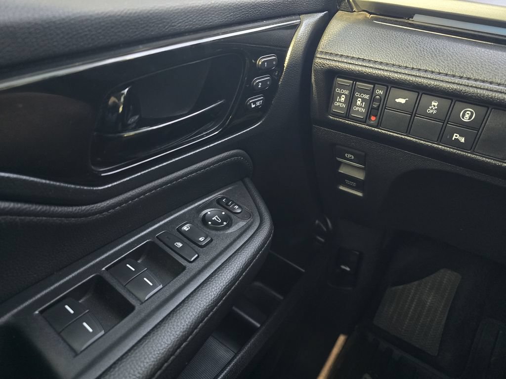 Used 2023 Honda Odyssey Touring image 21