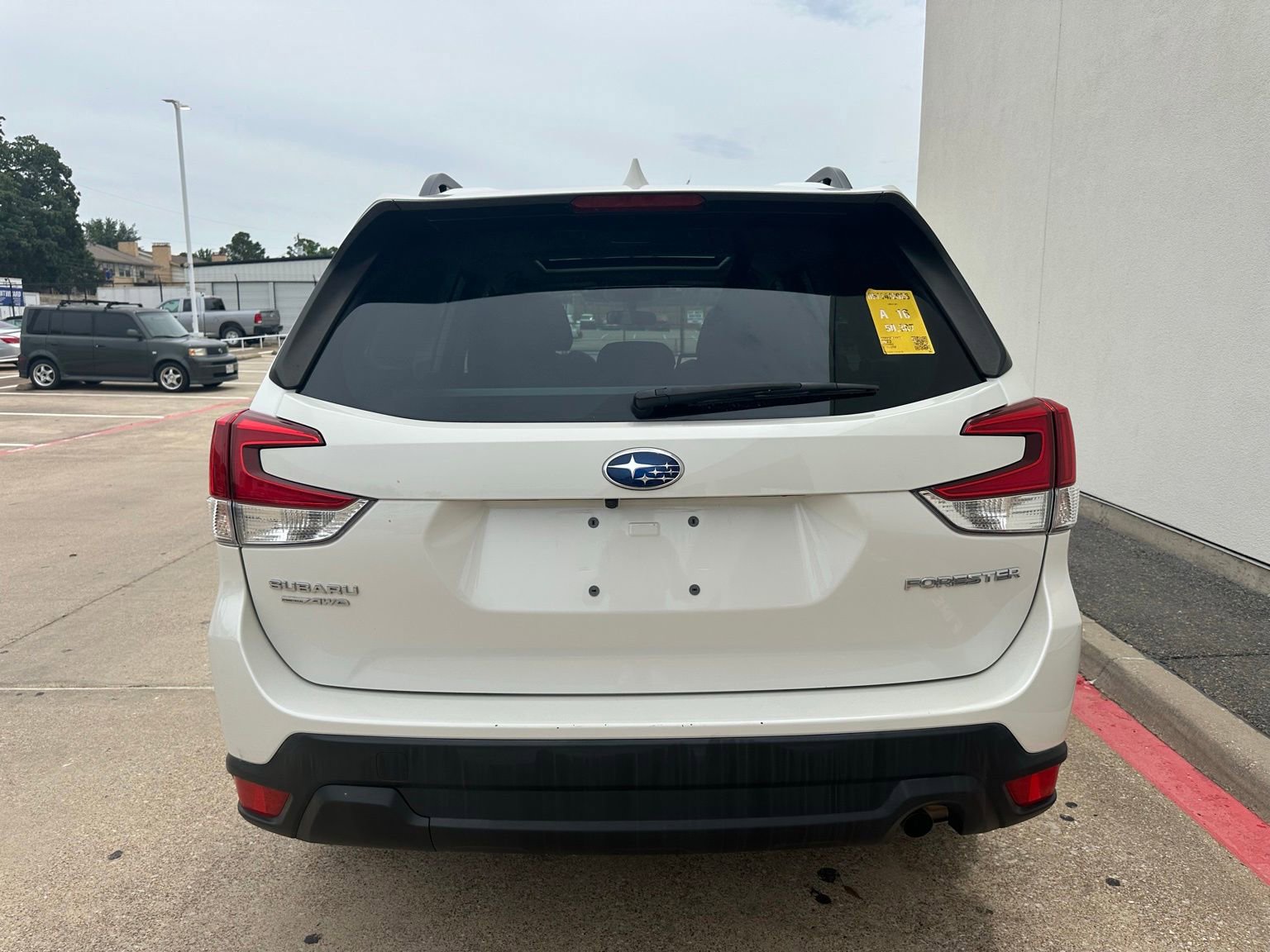 Used 2023 Subaru Forester Premium AWD/4WD image 6