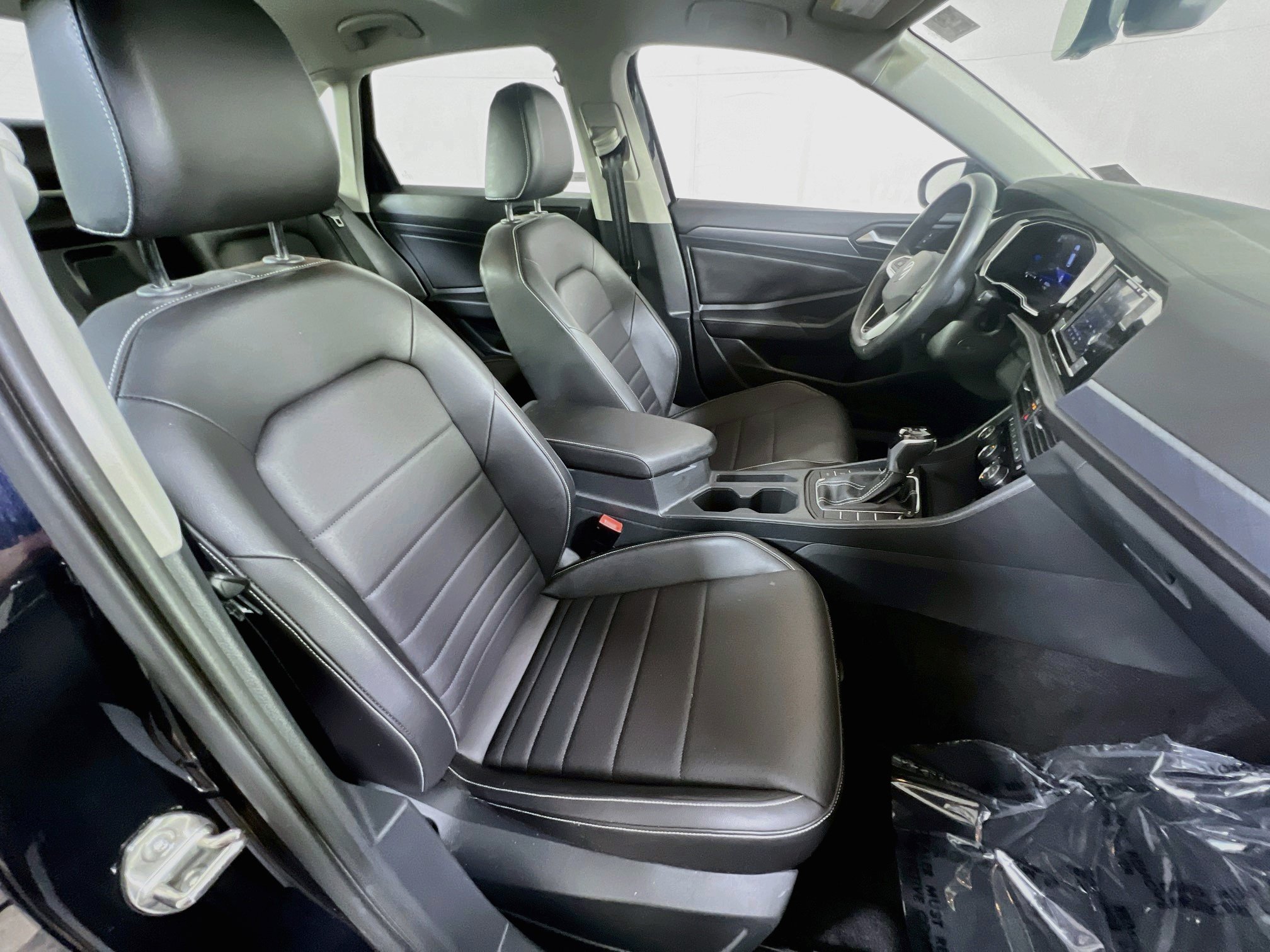 Used 2023 Volkswagen Jetta SE FWD image 27