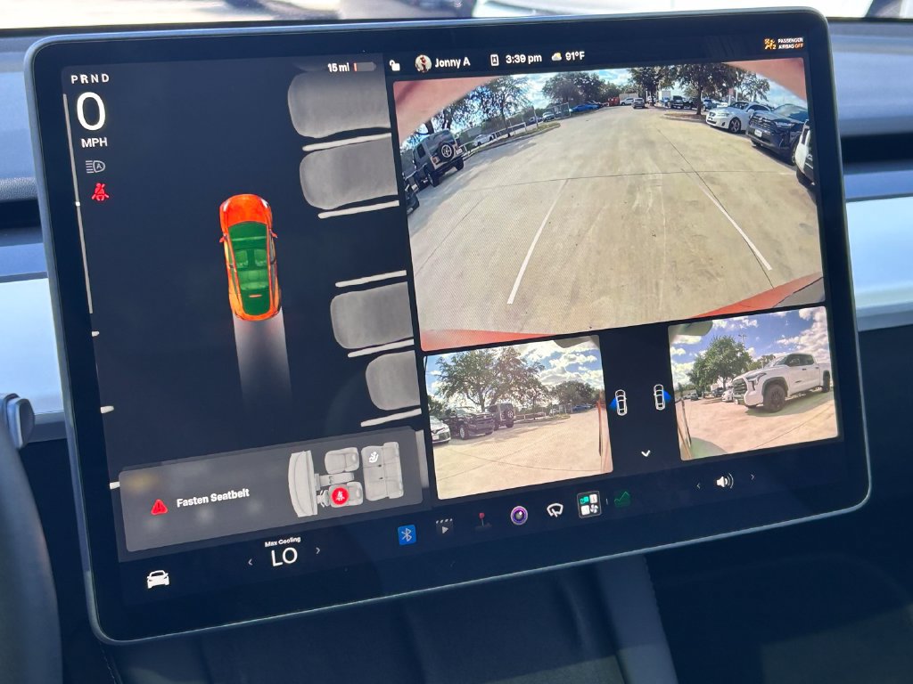 Used 2023 Tesla Model Y Long Range AWD/4WD image 28