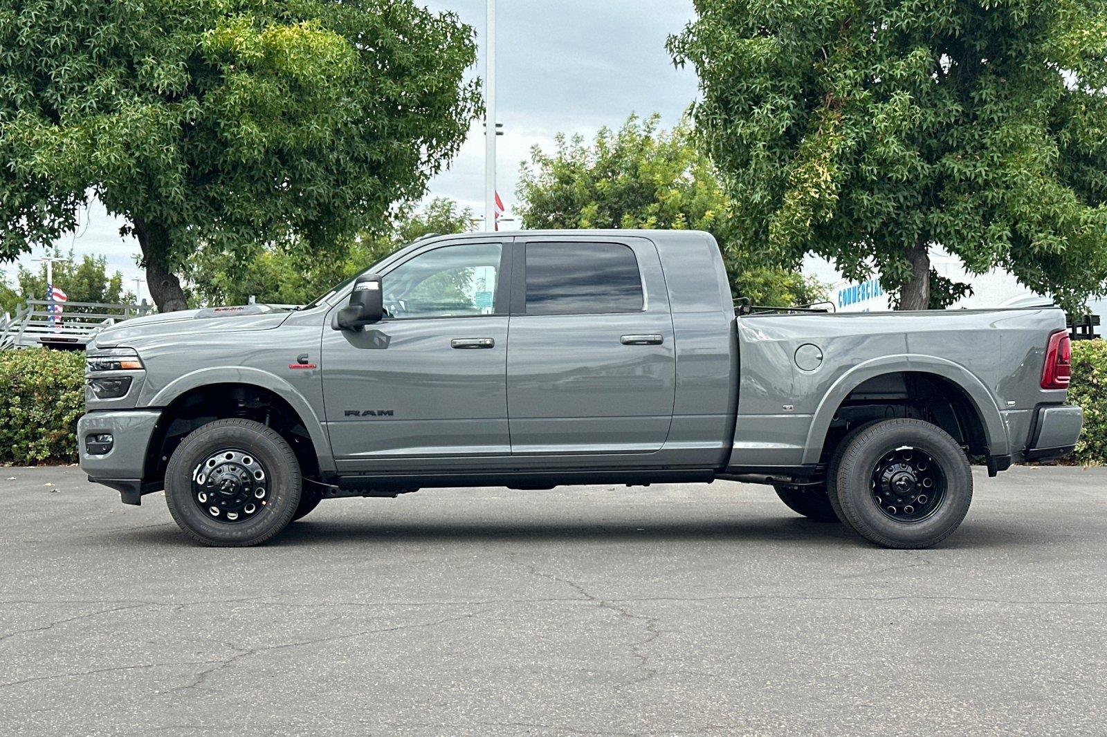 New 2027 RAM 3500 Limited AWD/4WD image 6
