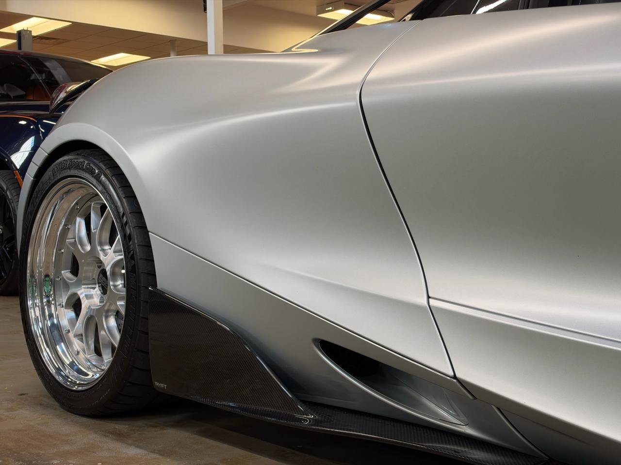 Used 2020 McLaren 720S Performance RWD image 23
