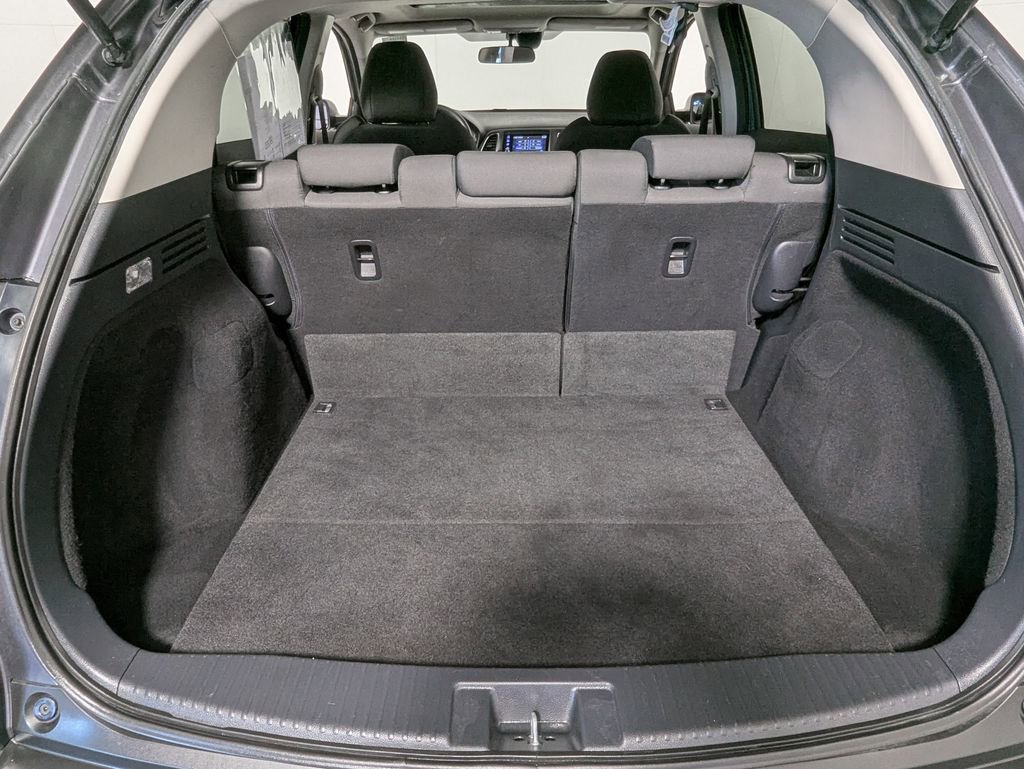 Used 2021 Honda HR-V EX image 44