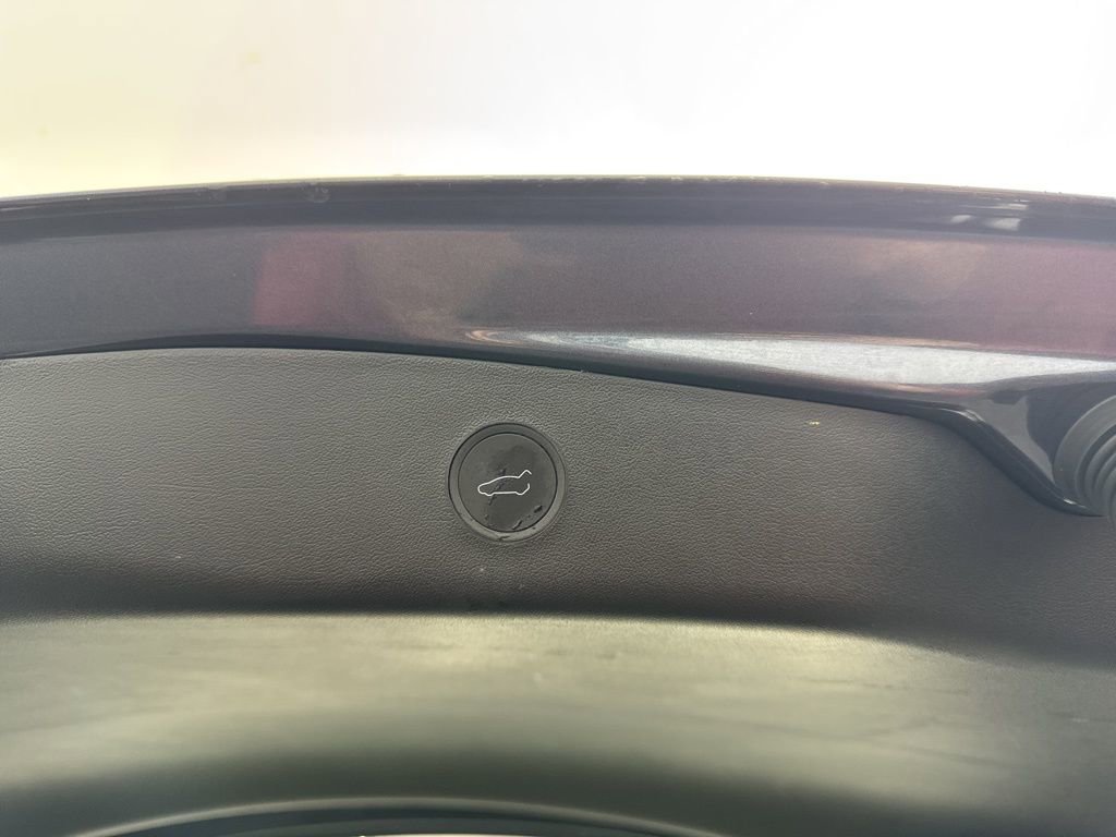 Used 2023 Tesla Model 3 Standard Range image 35
