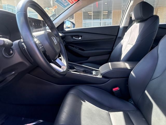 Used 2024 Honda Accord Touring image 8