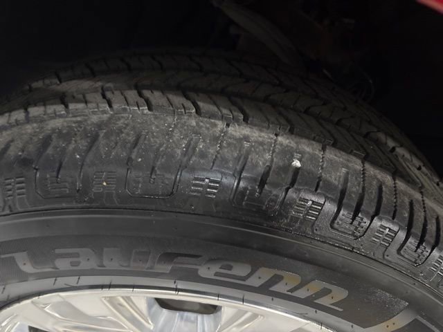 Used 2024 GMC Yukon XL Denali image 41