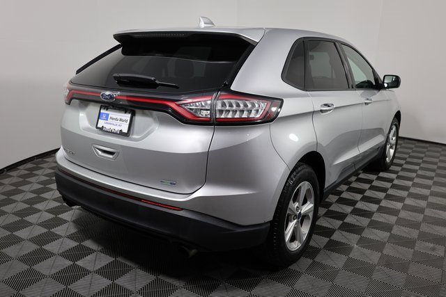 Used 2018 Ford Edge SE image 5