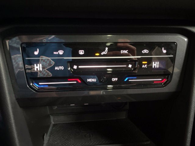 Certified 2023 Volkswagen Tiguan SE R-Line FWD image 21