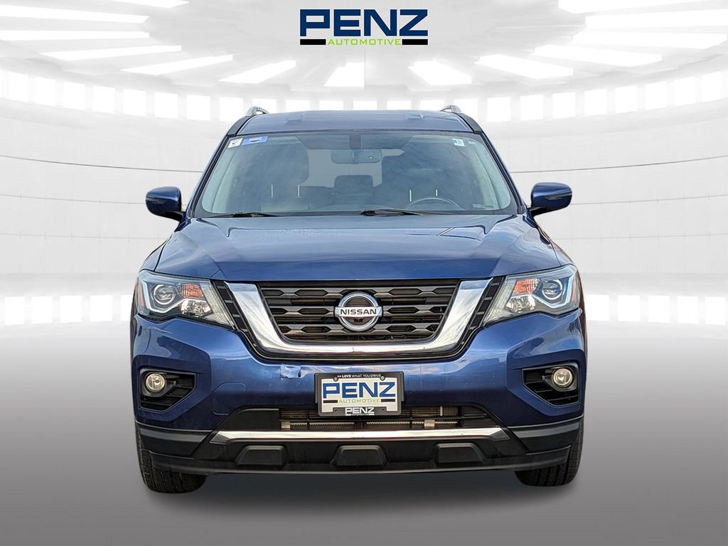 Used 2020 Nissan Pathfinder SL AWD/4WD image 2
