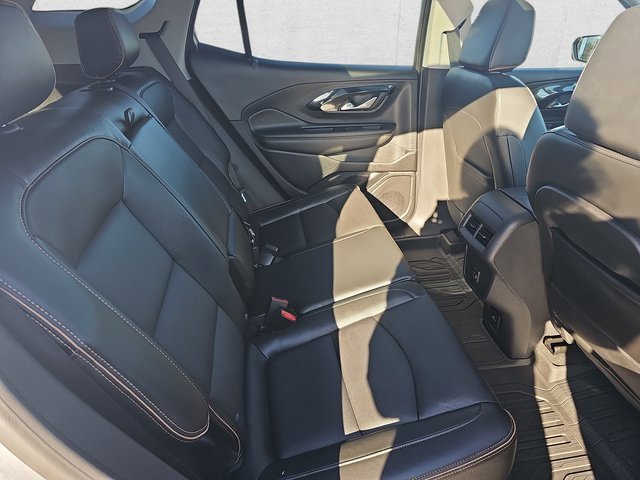 Used 2024 GMC Terrain AT4 w/ Tech Package image 11