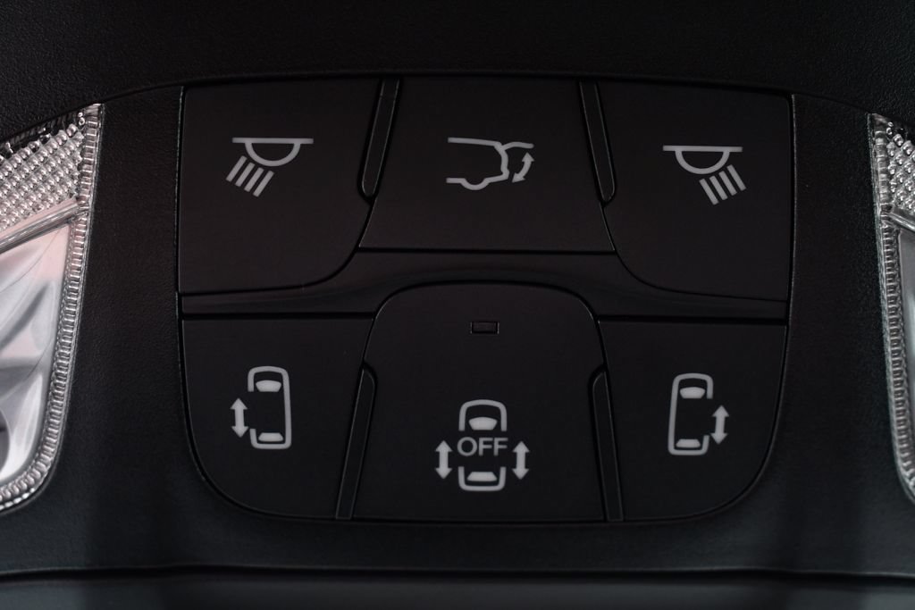 Used 2026 Chrysler Pacifica Select FWD image 34