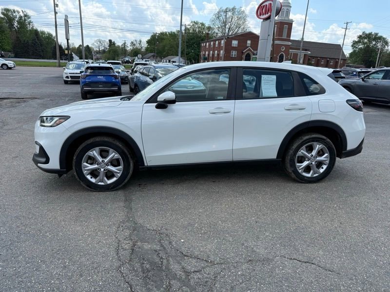 Used 2023 Honda HR-V LX image 4