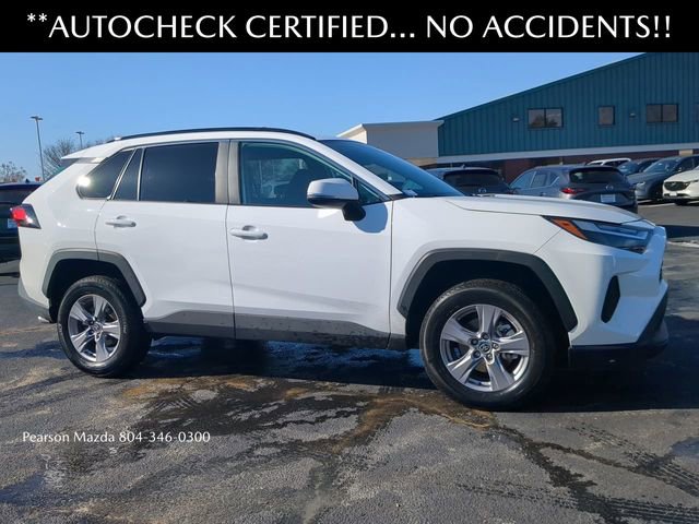 Used 2025 Toyota RAV4 XLE image 2