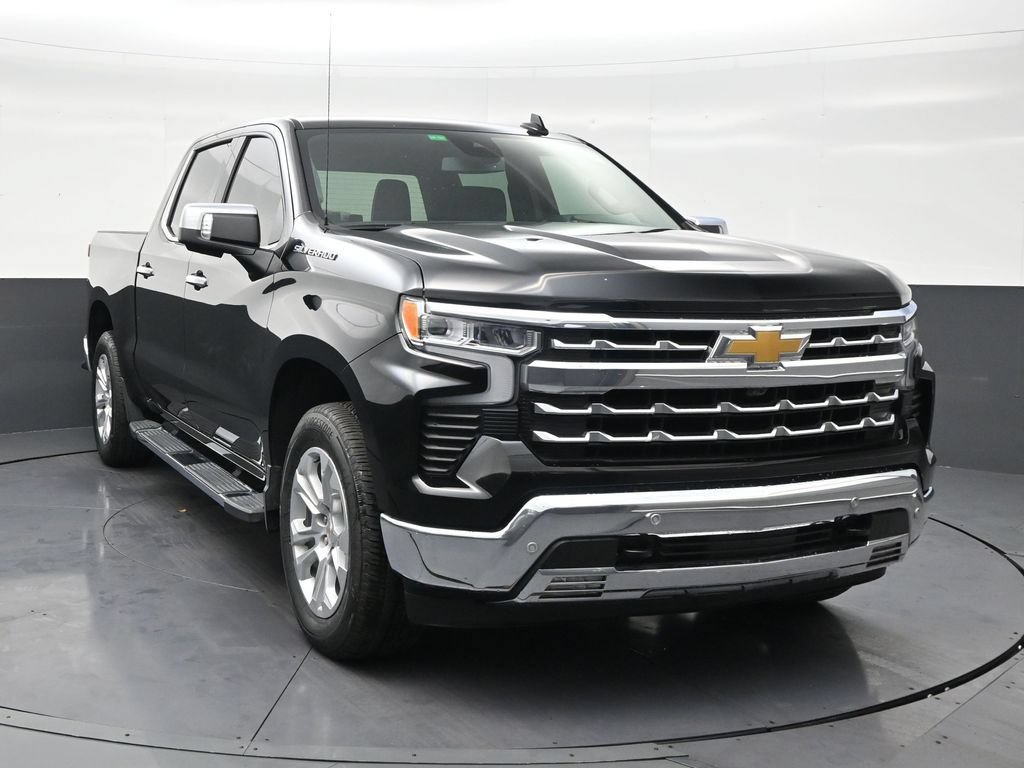 Used 2022 Chevrolet Silverado 1500 LTZ w/ LTZ Premium Package RWD image 7