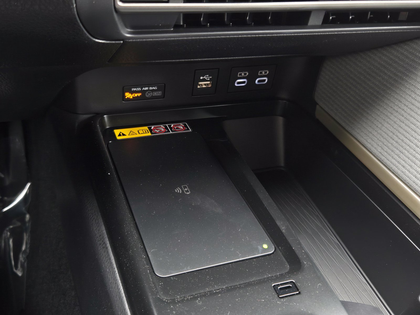 Certified 2026 Toyota Camry SE w/ Convenience Package FWD image 17
