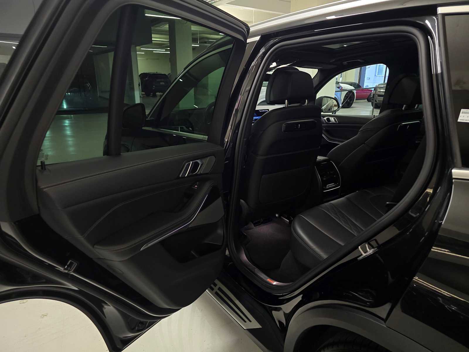 Used 2025 BMW X5 xDrive50e image 18