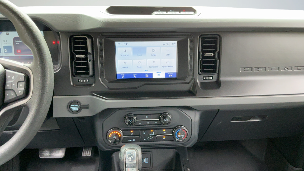 Used 2022 Ford Bronco 4-Door AWD/4WD image 8