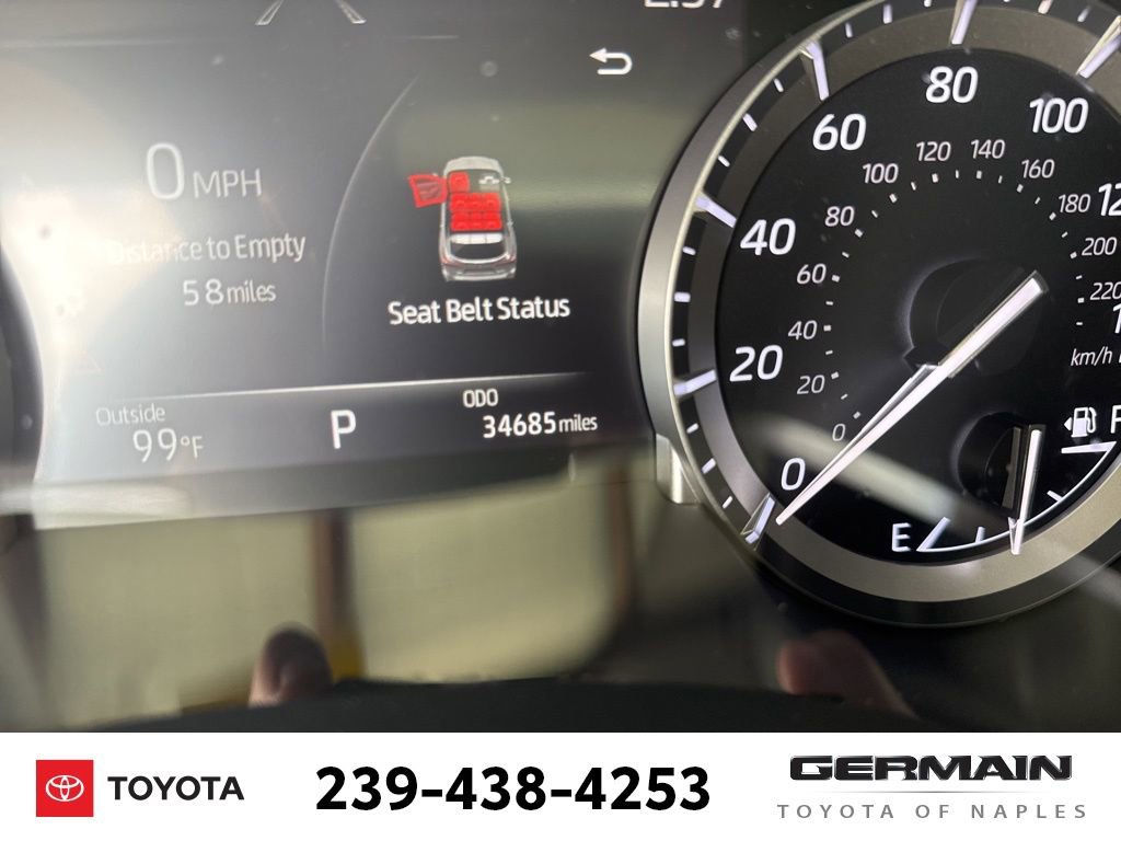 Used 2022 Toyota Highlander XLE image 23