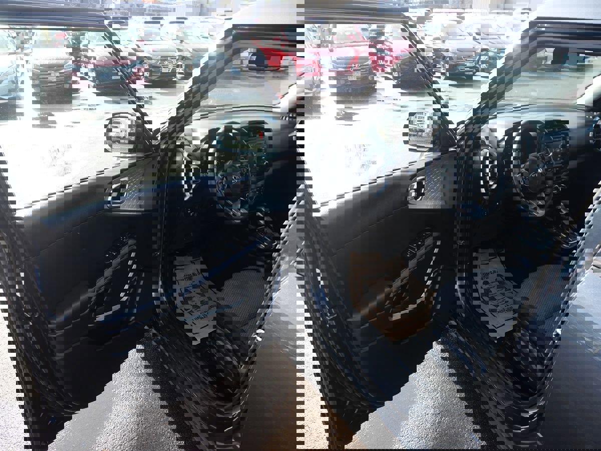 Used 2021 Kia Soul LX image 15