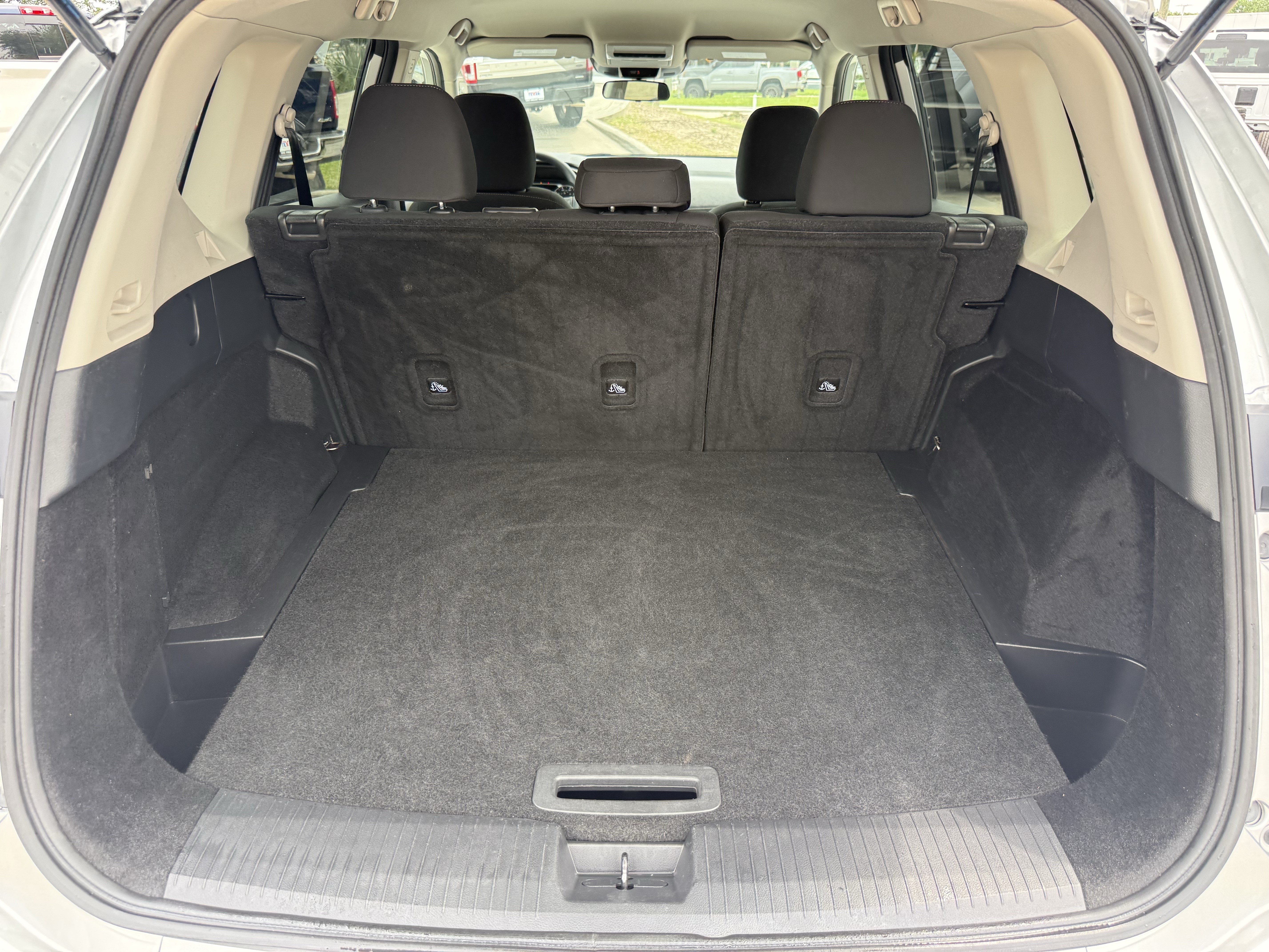 Used 2024 Nissan Rogue S AWD/4WD image 28