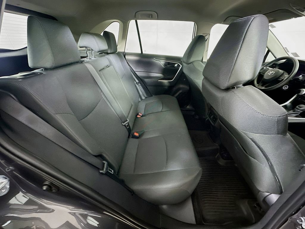 Used 2024 Toyota RAV4 LE image 10