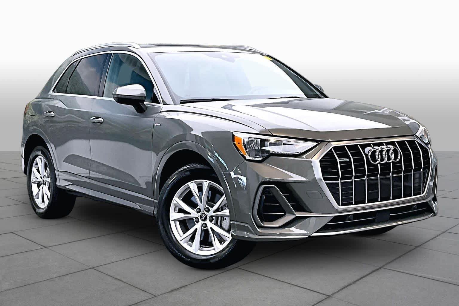 Used 2021 Audi Q3 2.0T Premium w/ Convenience Package AWD/4WD image 3