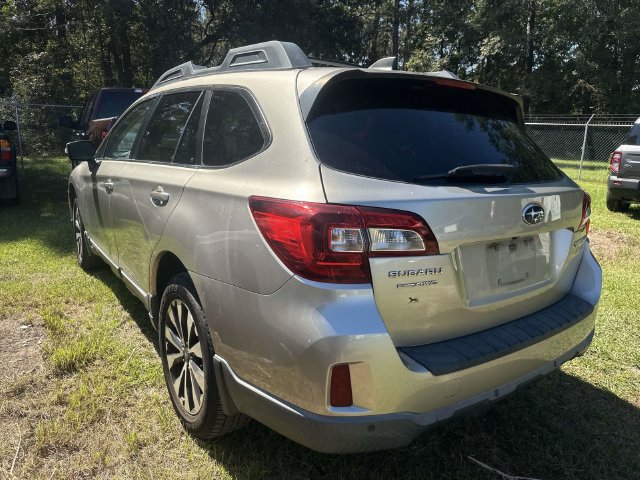 Used 2017 Subaru Outback 2.5i Limited AWD/4WD image 18