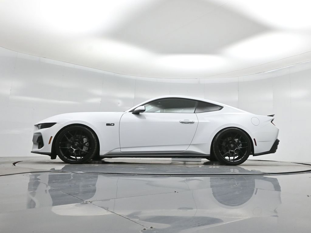 New 2026 Ford Mustang GT RWD image 7