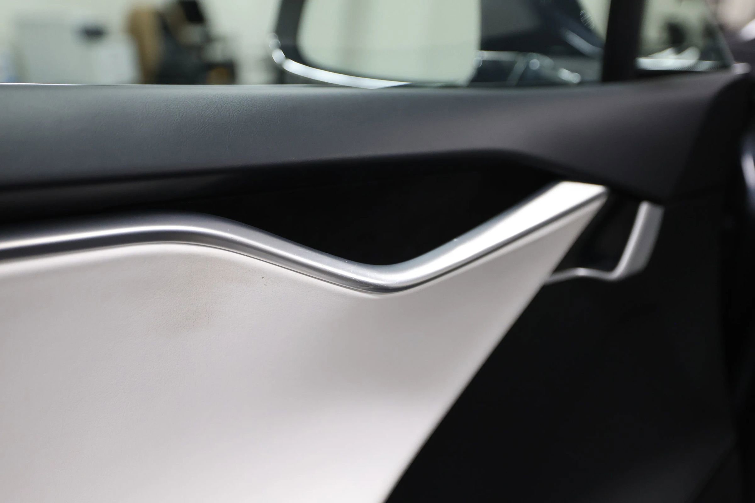 Used 2017 Tesla Model S 100D image 23