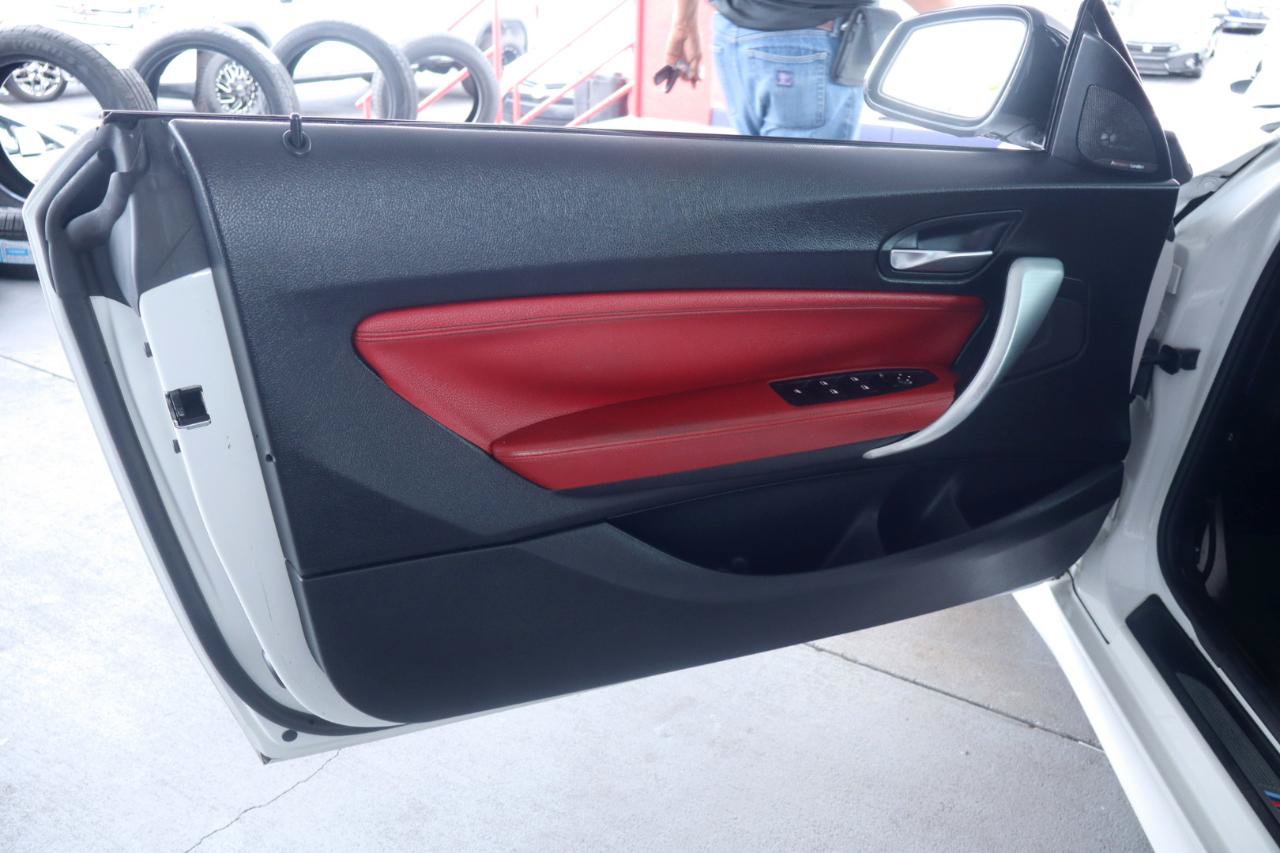 Used 2016 BMW M235i Convertible RWD image 30