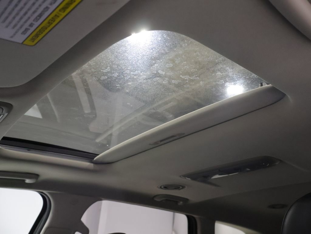 Used 2025 Kia Telluride S image 32