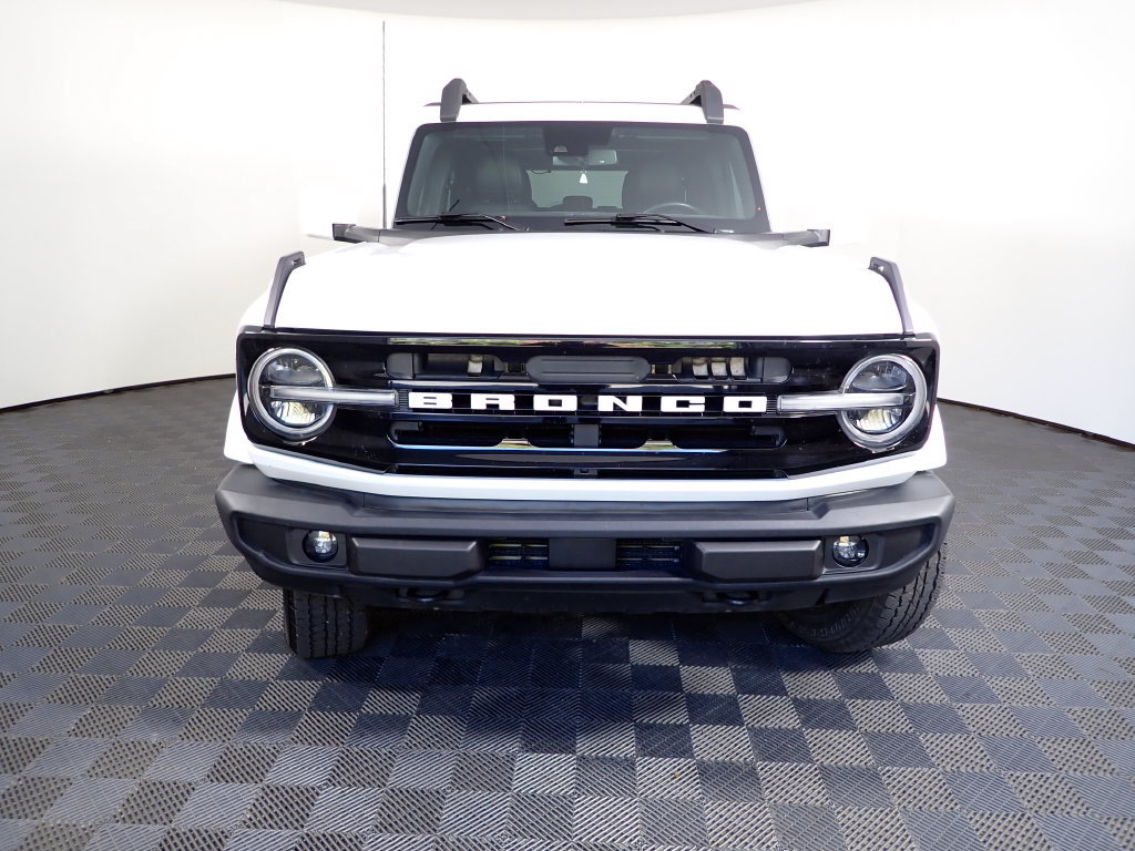 Used 2024 Ford Bronco Outer Banks AWD/4WD image 9