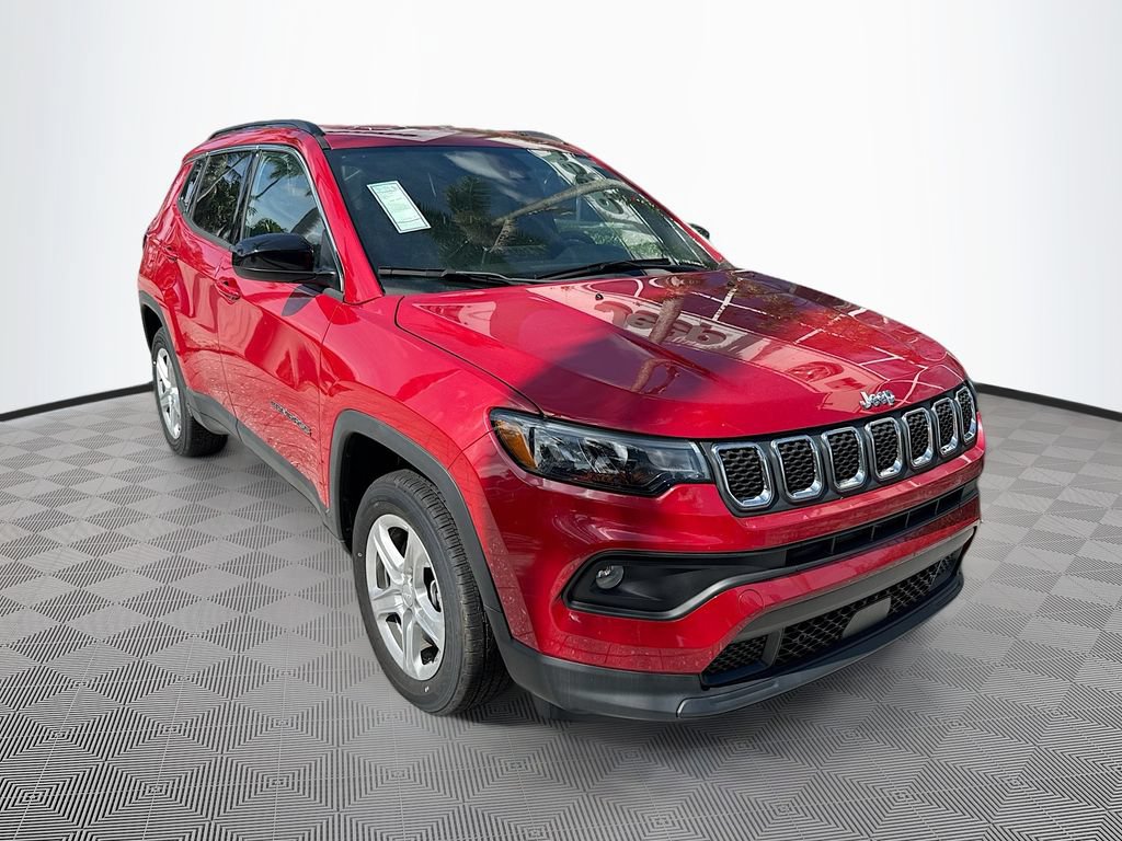 New 2023 Jeep Compass Latitude AWD/4WD image 3