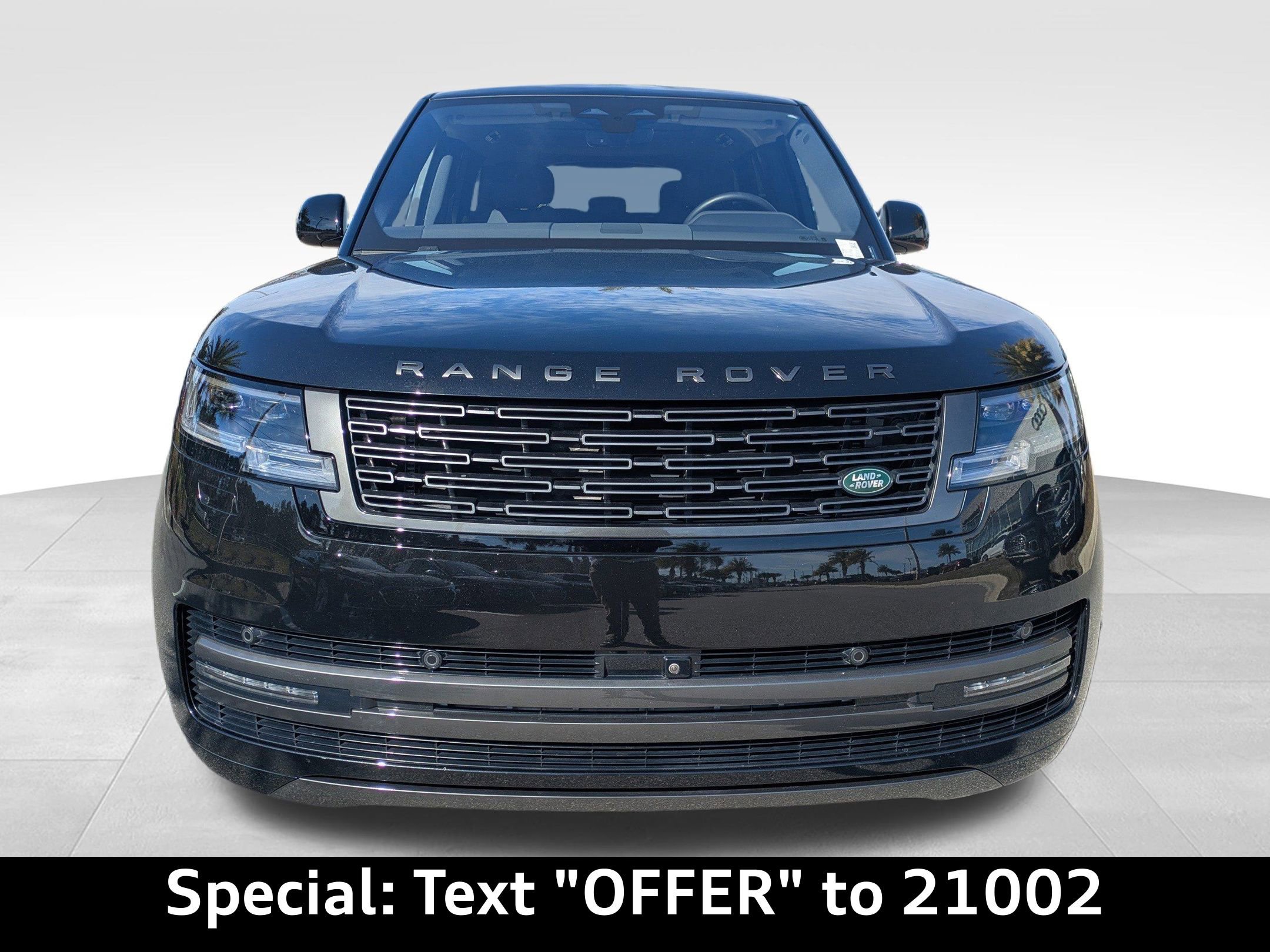 Used 2023 Land Rover Range Rover SE image 8