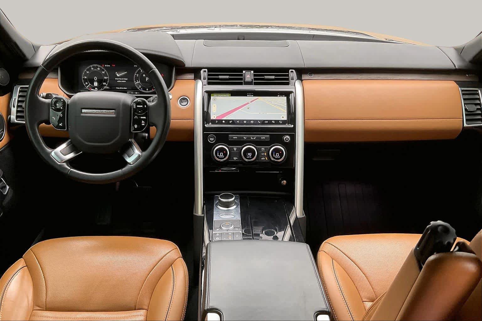 Used 2019 Land Rover Discovery HSE Luxury AWD/4WD image 16