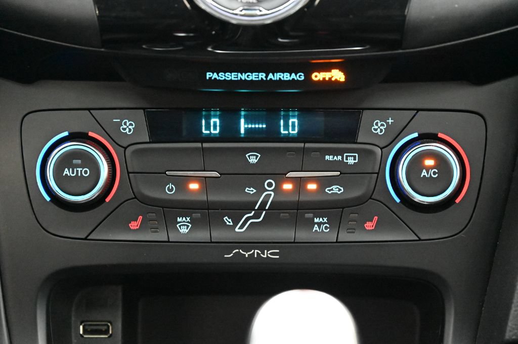 Used 2018 Ford Focus RS AWD/4WD image 38