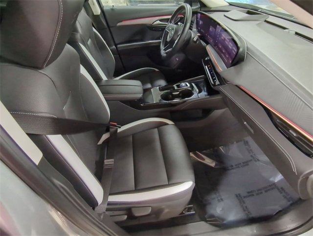 Used 2024 Buick Envision Sport Touring image 27