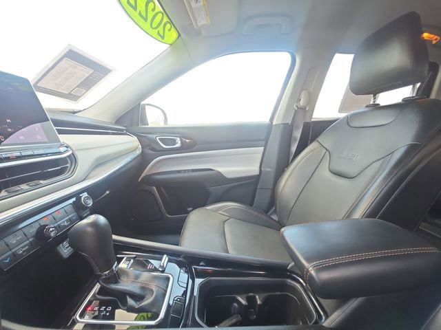 Used 2022 Jeep Compass Limited AWD/4WD image 11