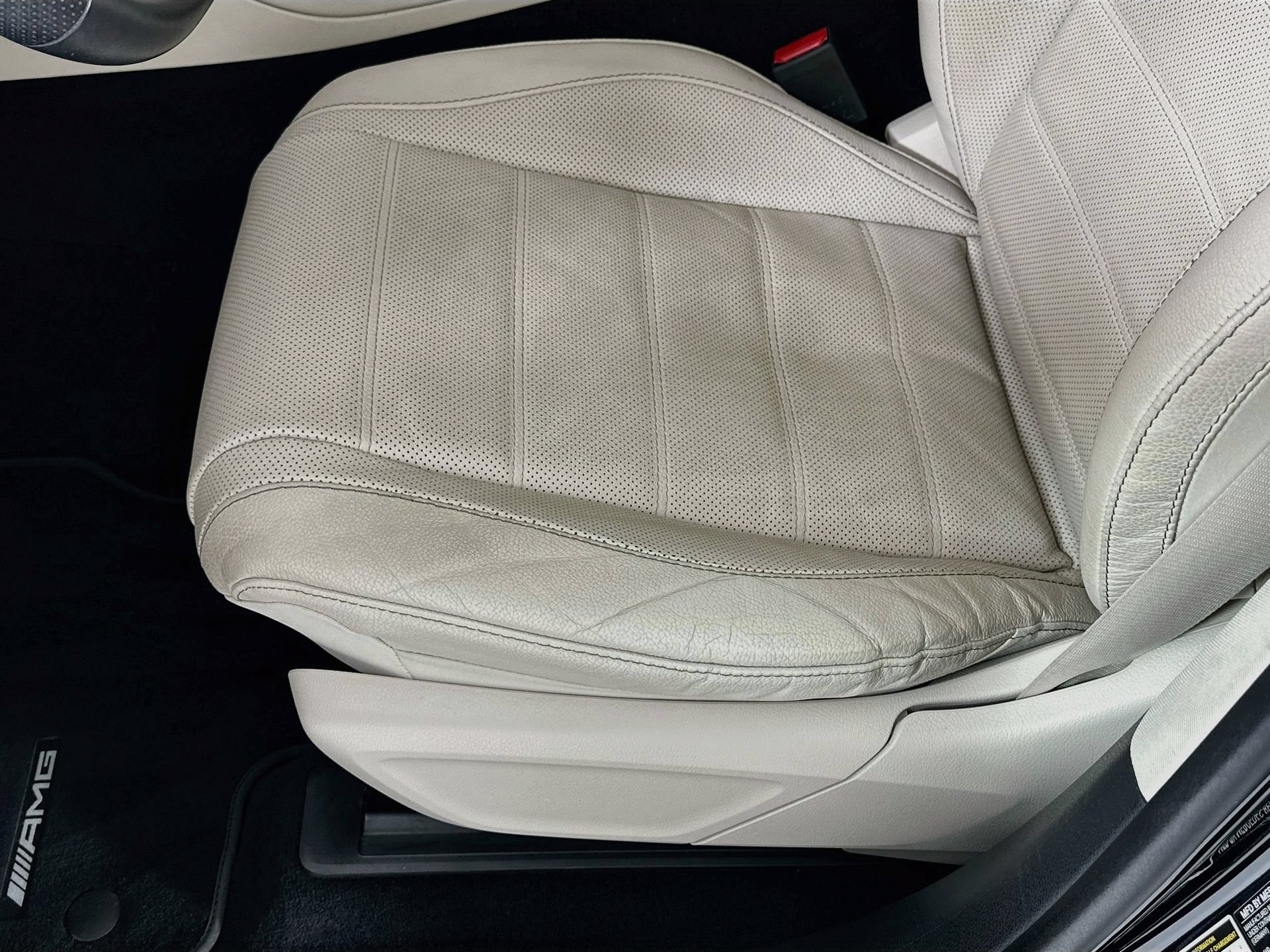 Used 2024 Mercedes-Benz GLS 580 4MATIC image 21