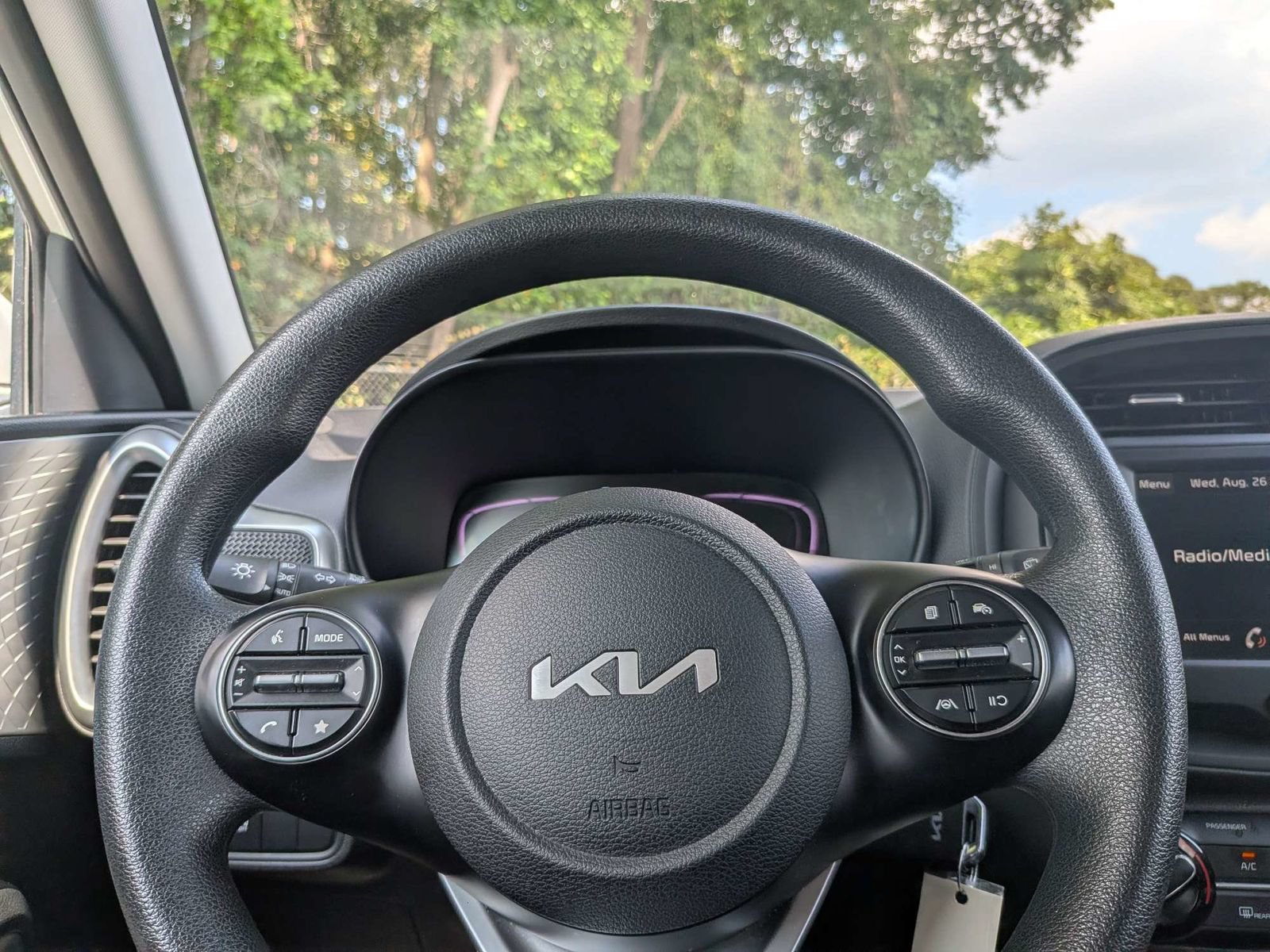 Used 2024 Kia Soul LX w/ Option Group 015 FWD image 25