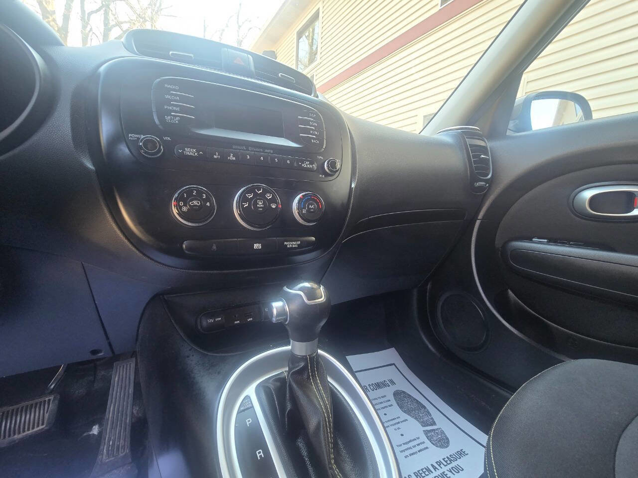 Used 2014 Kia Soul + image 21