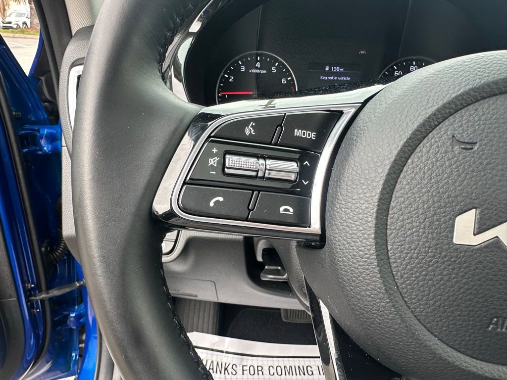 Used 2023 Kia Seltos EX image 26